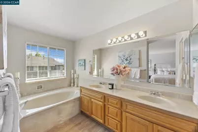 232 Hillcrest Ln, Pleasant Hill, CA 94523 - Photo 18