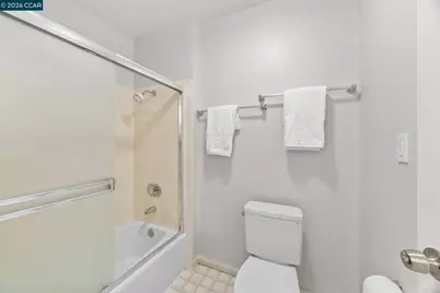 232 Hillcrest Ln, Pleasant Hill, CA 94523 - Photo 22