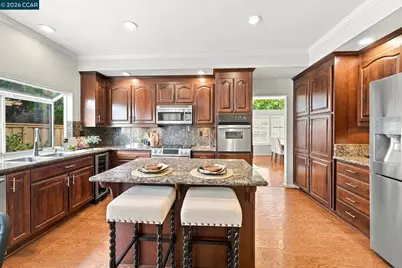 220 Promenade Ln, Danville, CA 94506 - Photo 24