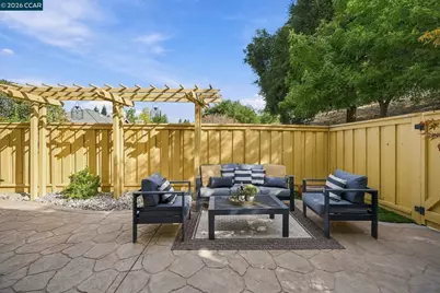 220 Promenade Ln, Danville, CA 94506 - Photo 18