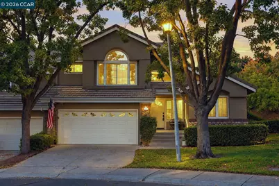 220 Promenade Ln, Danville, CA 94506 - Photo 2