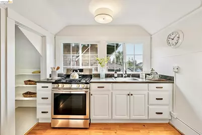 2319 Woolsey St, Berkeley, CA 94705 - Photo 42
