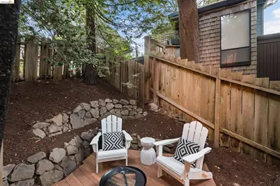 6760 Moore Dr, Oakland, CA 94611 - Photo 40