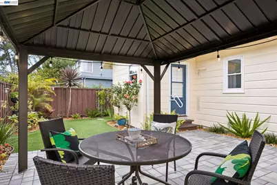 104 Cypress St, Alameda, CA 94501 - Photo 40