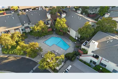 957 Cheryl Ann Cir #15, Hayward, CA 94544 - Photo 52