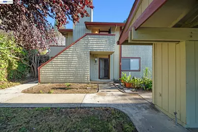 957 Cheryl Ann Cir #15, Hayward, CA 94544 - Photo 2
