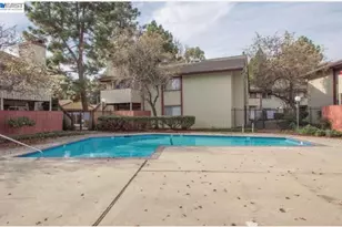 957 Cheryl Ann Cir, Hayward, CA 94544 - Photo 50