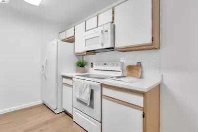 1201 Glen Cove Pkwy #1510, Vallejo, CA 94591 - Photo 6