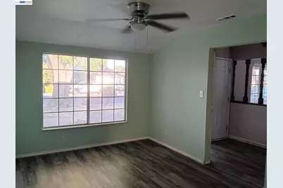 8225 Saratoga Way, Stockton, CA 95209 - Photo 4