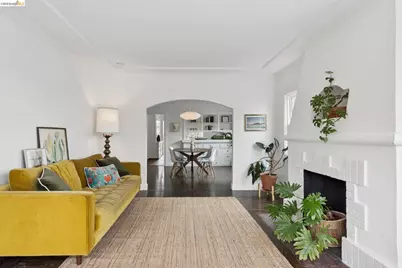 5366 Walnut, Oakland, CA 94619 - Photo 8
