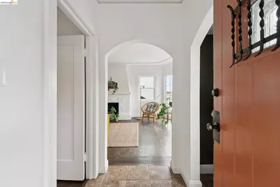 5366 Walnut, Oakland, CA 94619 - Photo 6