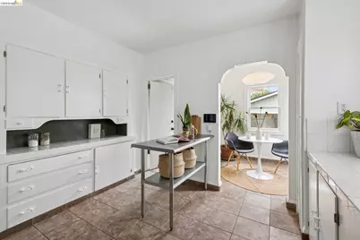5366 Walnut, Oakland, CA 94619 - Photo 18