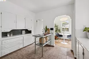 5366 Walnut, Oakland, CA 94619 - Photo 18