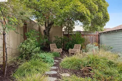 5366 Walnut, Oakland, CA 94619 - Photo 36