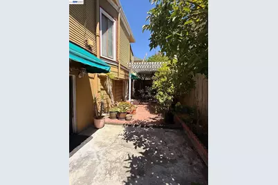 1722 Bay, Alameda, CA 94501 - Photo 4