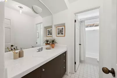 1200 Westview Dr, Berkeley, CA 94705 - Photo 40