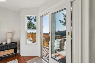 35 Bay Forest Ct, Oakland, CA 94611 - Photo 34