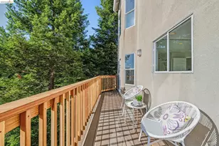 35 Bay Forest Ct, Oakland, CA 94611 - Photo 38