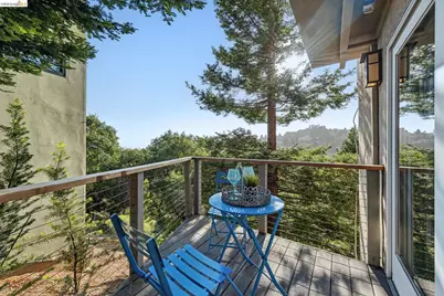35 Bay Forest Ct, Oakland, CA 94611 - Photo 58