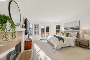 35 Bay Forest Ct, Oakland, CA 94611 - Photo 40