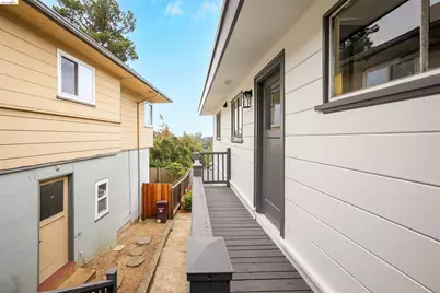 4678 Geranium Pl, Oakland, CA 94619 - Photo 64