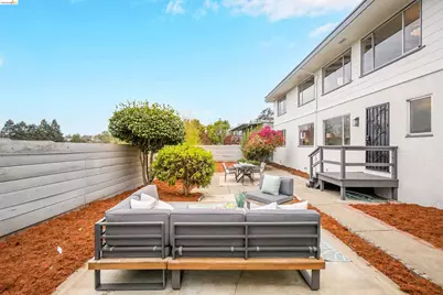 4678 Geranium Pl, Oakland, CA 94619 - Photo 56