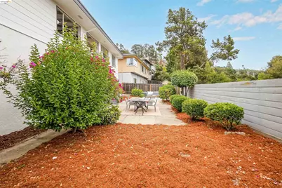 4678 Geranium Pl, Oakland, CA 94619 - Photo 62