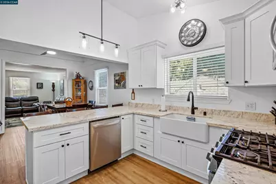 322 Coghlan St, Vallejo, CA 94590 - Photo 12