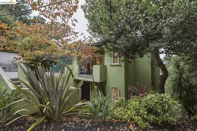 6375 Longcroft Dr, Oakland, CA 94611 - Photo 72