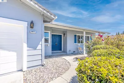 38475 Jacaranda Dr, Newark, CA 94560 - Photo 4