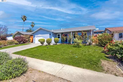 38475 Jacaranda Dr, Newark, CA 94560 - Photo 2