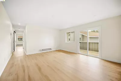 385 Caliente Cir, San Leandro, CA 94578 - Photo 2