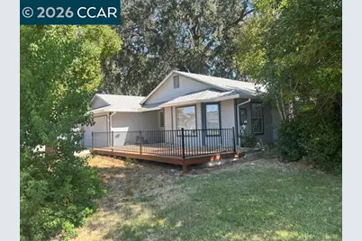 200 Stonybrook Dr, Ione, CA 95640 - Photo 2