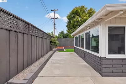 805 Calero St, Milpitas, CA 95035 - Photo 36