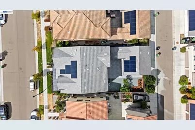 255 Bella Serata Ave, Mountain House, CA 95391 - Photo 4