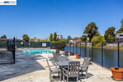 2137 Otis Dr #204, Alameda, CA 94501 - Photo 22