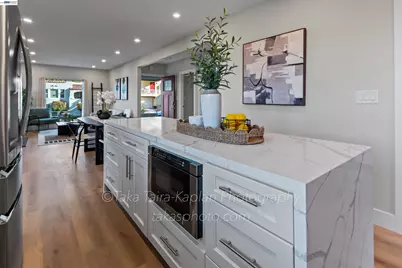 4621 Kaphan Ave, Oakland, CA 94619 - Photo 32