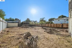 1717 9th St, Oakland, CA 94607 - Photo 2