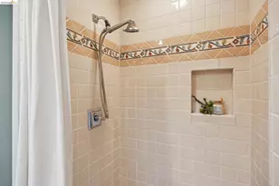 18 Arlington Ct, Kensington, CA 94707 - Photo 44