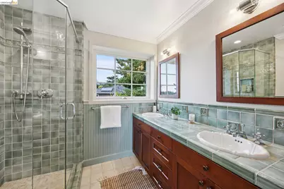 18 Arlington Ct, Kensington, CA 94707 - Photo 56