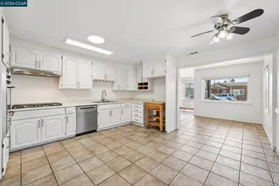 1611 Lincoln Ave, Richmond, CA 94801 - Photo 12