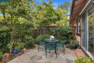 231 Charter Oak Cir, Walnut Creek, CA 94597 - Photo 26
