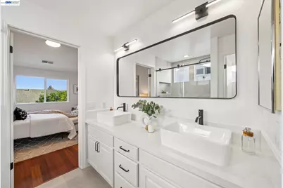 444 Chelsea Xing, San Jose, CA 95138 - Photo 32