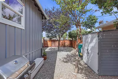 214 Knoles Way, Stockton, CA 95204 - Photo 30