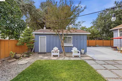 214 Knoles Way, Stockton, CA 95204 - Photo 26