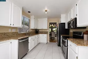 1725 Indian Wells Way, Clayton, CA 94517 - Photo 12