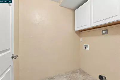1719 Greentree Dr, Concord, CA 94521 - Photo 40