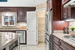 1719 Greentree Dr, Concord, CA 94521 - Photo 14