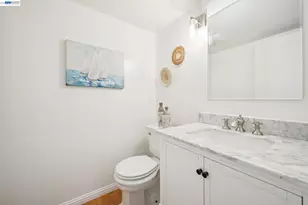 37 Oak Park Dr, Alameda, CA 94502 - Photo 28