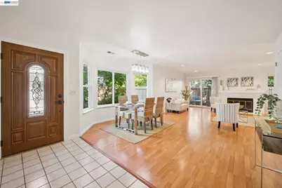 37 Oak Park Dr, Alameda, CA 94502 - Photo 10